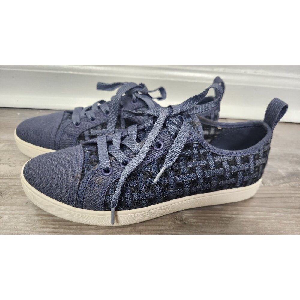 Koolaburra UGG Women's Sz. 7 Kellen Navy Lattice Low Top Sneakers